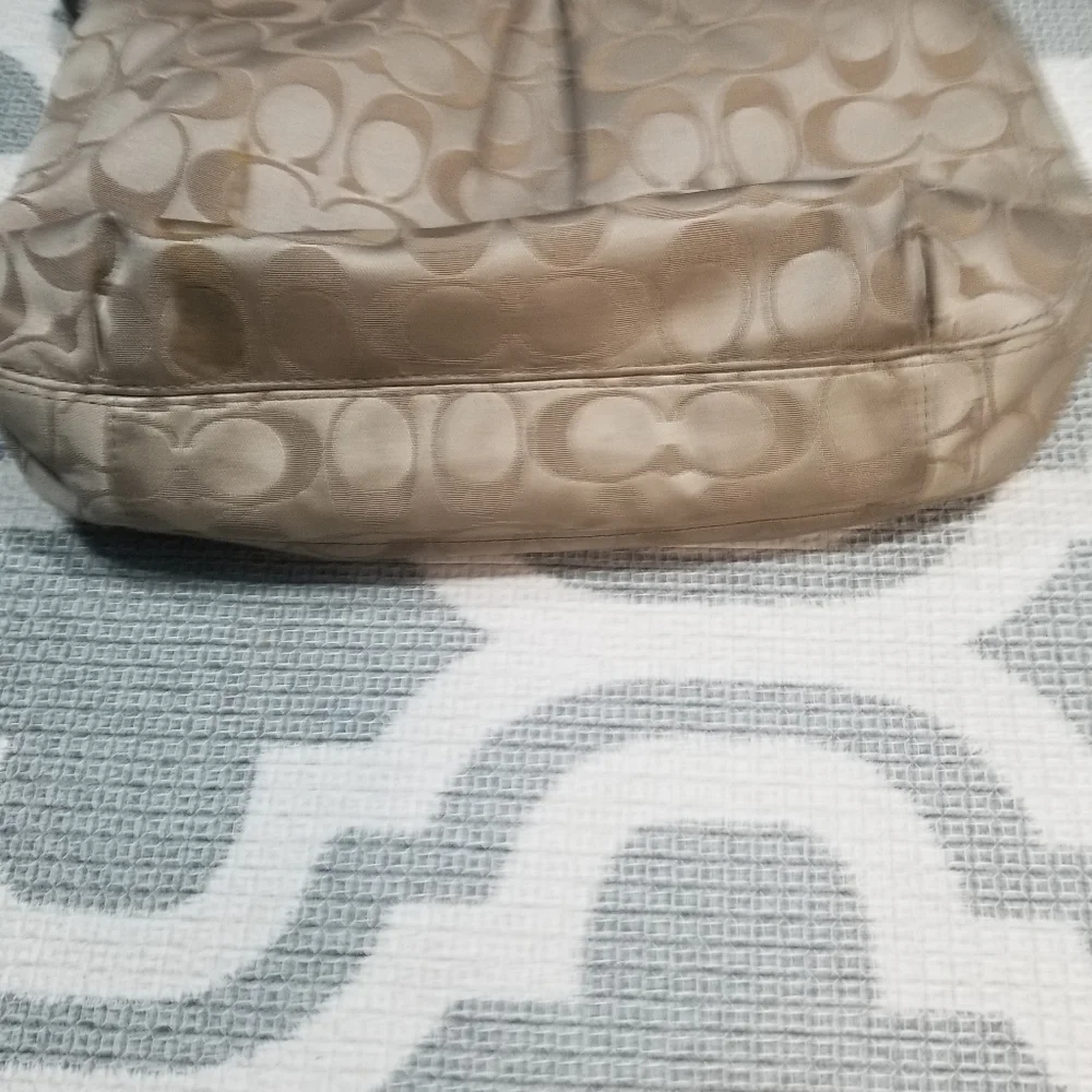 Coach Ashley Signature Hippie Bag - Picture 7 of 9